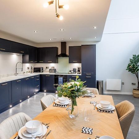 Luxury Apartment 5 Min To City Centre*Free Parking 뉴캐슬어폰타인 외부 사진